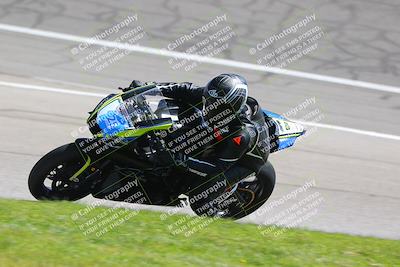 media/Apr-23-2022-Fastrack Riders (Sat) [[cb2d6ae73d]]/LEVEL 3/1115AM TURN 3 AND 4/